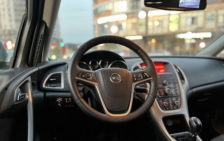 Opel Astra J, 2011 год, 730 000 рублей, 11 фотография