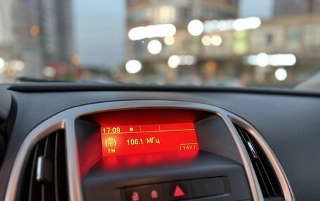 Opel Astra J, 2011 год, 730 000 рублей, 13 фотография