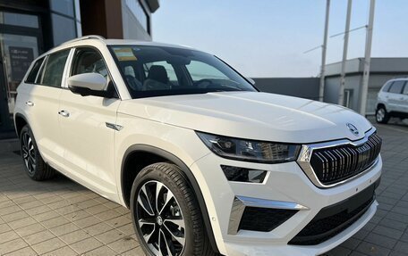 Skoda Kodiaq I, 2025 год, 4 790 000 рублей, 3 фотография