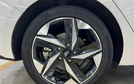 Hyundai Elantra, 2021 год, 1 210 100 рублей, 18 фотография