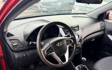 Hyundai Solaris II рестайлинг, 2011 год, 632 000 рублей, 7 фотография