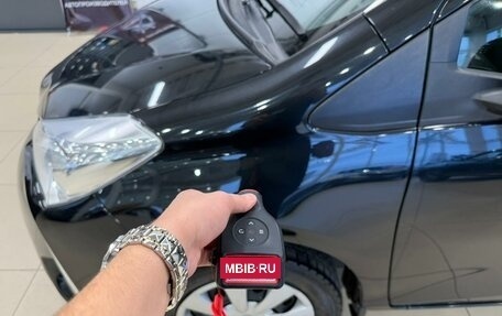 Toyota Vitz, 2019 год, 1 199 000 рублей, 19 фотография