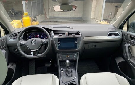 Volkswagen Tiguan II, 2019 год, 2 550 000 рублей, 7 фотография