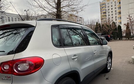 Volkswagen Tiguan I, 2010 год, 850 000 рублей, 4 фотография