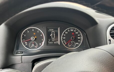 Volkswagen Tiguan I, 2010 год, 850 000 рублей, 22 фотография