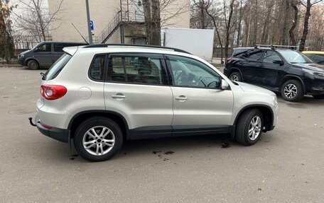 Volkswagen Tiguan I, 2010 год, 850 000 рублей, 18 фотография