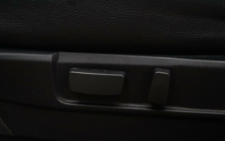 Mitsubishi Outlander III рестайлинг 3, 2018 год, 1 945 000 рублей, 16 фотография