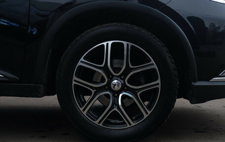 Mitsubishi Outlander III рестайлинг 3, 2018 год, 1 945 000 рублей, 18 фотография