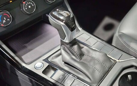 Volkswagen Passat B8 рестайлинг, 2025 год, 3 300 000 рублей, 14 фотография