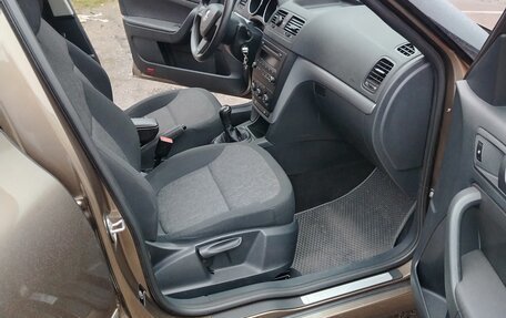 Skoda Yeti I рестайлинг, 2014 год, 1 100 000 рублей, 14 фотография