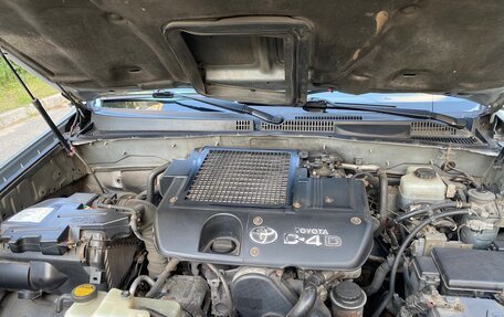 Toyota Land Cruiser Prado 120 рестайлинг, 2003 год, 2 250 000 рублей, 14 фотография