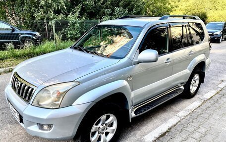 Toyota Land Cruiser Prado 120 рестайлинг, 2003 год, 2 250 000 рублей, 13 фотография