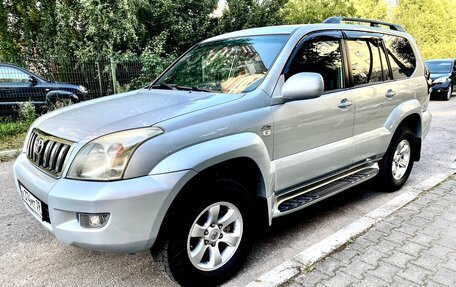 Toyota Land Cruiser Prado 120 рестайлинг, 2003 год, 2 250 000 рублей, 12 фотография