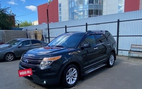 Ford Explorer VI, 2011 год, 1 150 000 рублей, 3 фотография