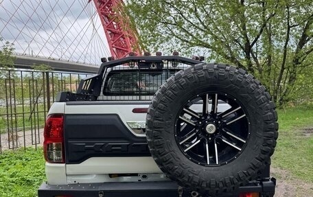 Toyota Hilux VIII, 2022 год, 7 500 000 рублей, 11 фотография