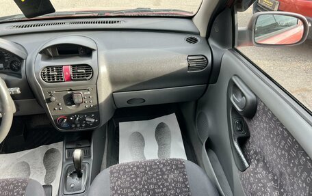 Opel Corsa C рестайлинг, 2001 год, 279 999 рублей, 19 фотография