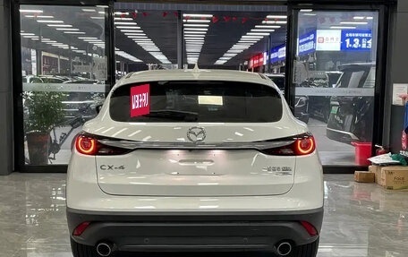 Mazda CX-4, 2021 год, 1 740 100 рублей, 6 фотография