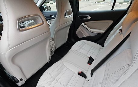 Mercedes-Benz GLA, 2014 год, 2 200 000 рублей, 29 фотография