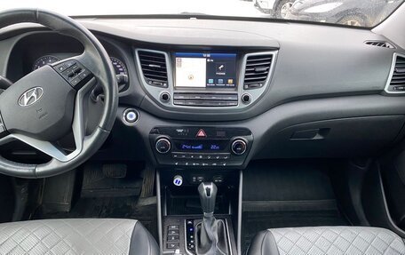 Hyundai Tucson III, 2018 год, 2 280 000 рублей, 7 фотография