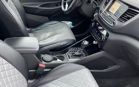 Hyundai Tucson III, 2018 год, 2 280 000 рублей, 6 фотография