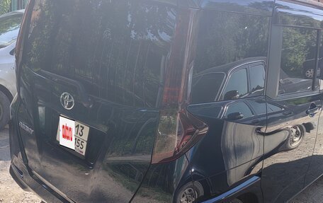 Toyota Roomy I, 2020 год, 1 300 000 рублей, 18 фотография