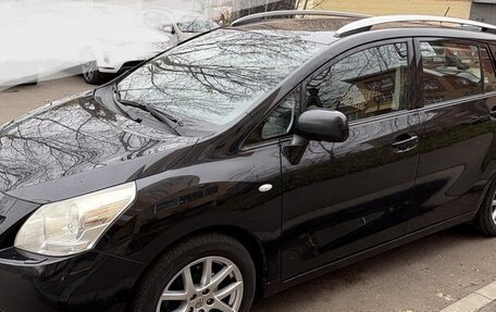 Toyota Verso I, 2011 год, 1 300 000 рублей, 2 фотография