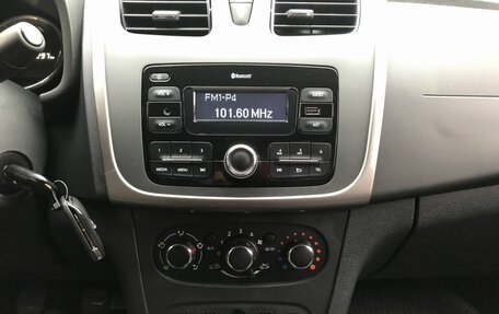 Renault Logan II, 2020 год, 1 320 000 рублей, 11 фотография