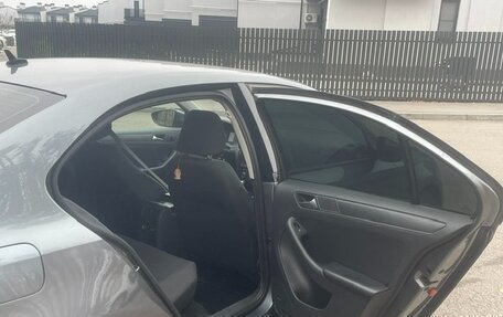 Volkswagen Jetta VI, 2013 год, 1 300 000 рублей, 7 фотография