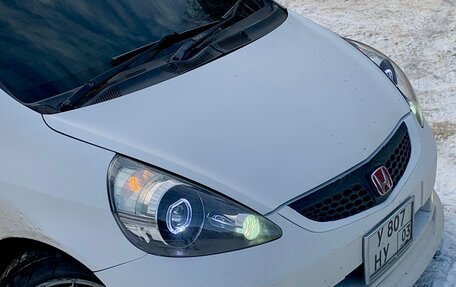 Honda Fit III, 2001 год, 450 000 рублей, 6 фотография