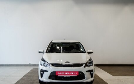 KIA Rio IV, 2018 год, 1 050 000 рублей, 3 фотография