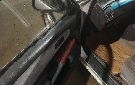 Mazda Capella, 1998 год, 85 000 рублей, 23 фотография