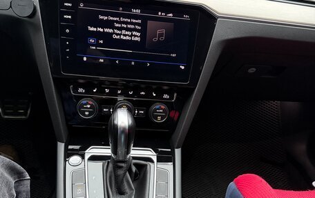 Volkswagen Passat B8 рестайлинг, 2018 год, 2 250 000 рублей, 18 фотография