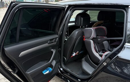 Volkswagen Passat B8 рестайлинг, 2018 год, 2 250 000 рублей, 20 фотография