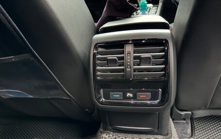 Volkswagen Passat B8 рестайлинг, 2018 год, 2 250 000 рублей, 23 фотография