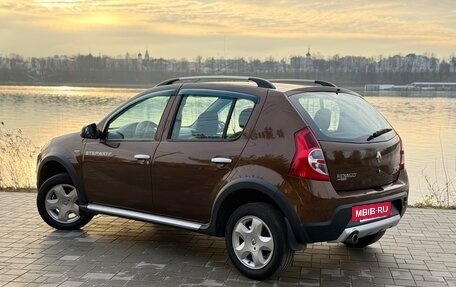 Renault Sandero I, 2014 год, 749 000 рублей, 3 фотография