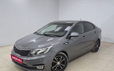 KIA Rio III рестайлинг, 2016 год, 990 000 рублей, 1 фотография