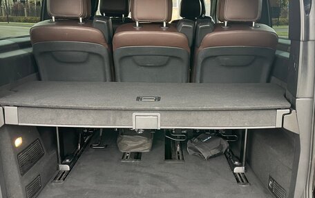 Mercedes-Benz V-Класс, 2017 год, 4 300 000 рублей, 11 фотография