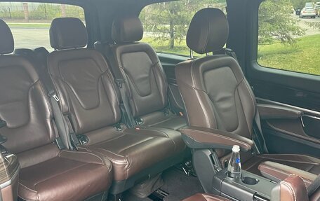 Mercedes-Benz V-Класс, 2017 год, 4 300 000 рублей, 8 фотография