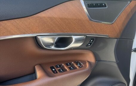 Volvo XC90 II рестайлинг, 2021 год, 4 000 000 рублей, 10 фотография