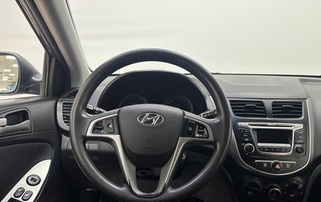 Hyundai Solaris II рестайлинг, 2015 год, 860 000 рублей, 11 фотография