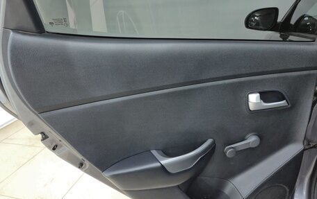 KIA Rio III рестайлинг, 2016 год, 990 000 рублей, 14 фотография