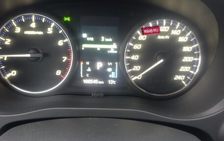 Mitsubishi Outlander III рестайлинг 3, 2020 год, 2 200 000 рублей, 8 фотография