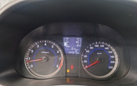 Hyundai Solaris II рестайлинг, 2014 год, 850 000 рублей, 11 фотография