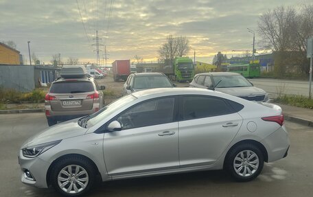 Hyundai Solaris II рестайлинг, 2019 год, 1 300 000 рублей, 5 фотография