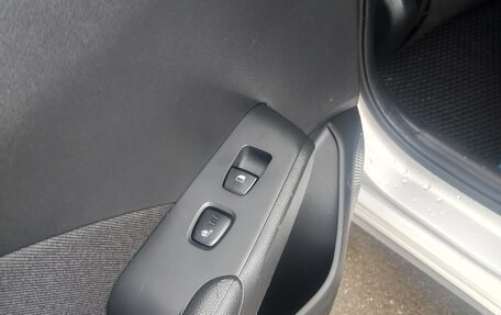 Hyundai Solaris II рестайлинг, 2019 год, 1 300 000 рублей, 17 фотография