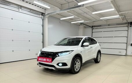 Honda Vezel, 2018 год, 1 999 000 рублей, 2 фотография