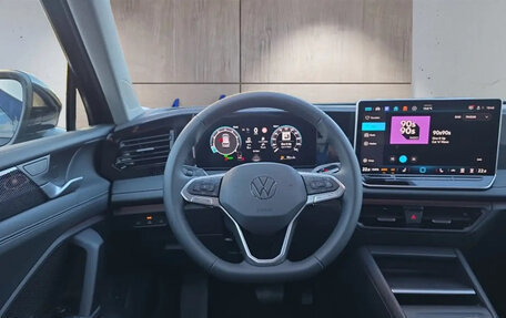 Volkswagen Tiguan, 2025 год, 5 000 000 рублей, 12 фотография