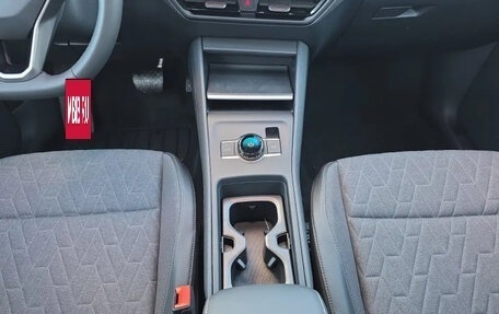 Volkswagen Tiguan, 2025 год, 5 000 000 рублей, 10 фотография