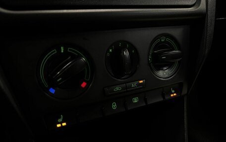 Skoda Rapid I, 2014 год, 750 000 рублей, 15 фотография