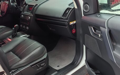 Land Rover Freelander II рестайлинг 2, 2014 год, 2 150 000 рублей, 21 фотография